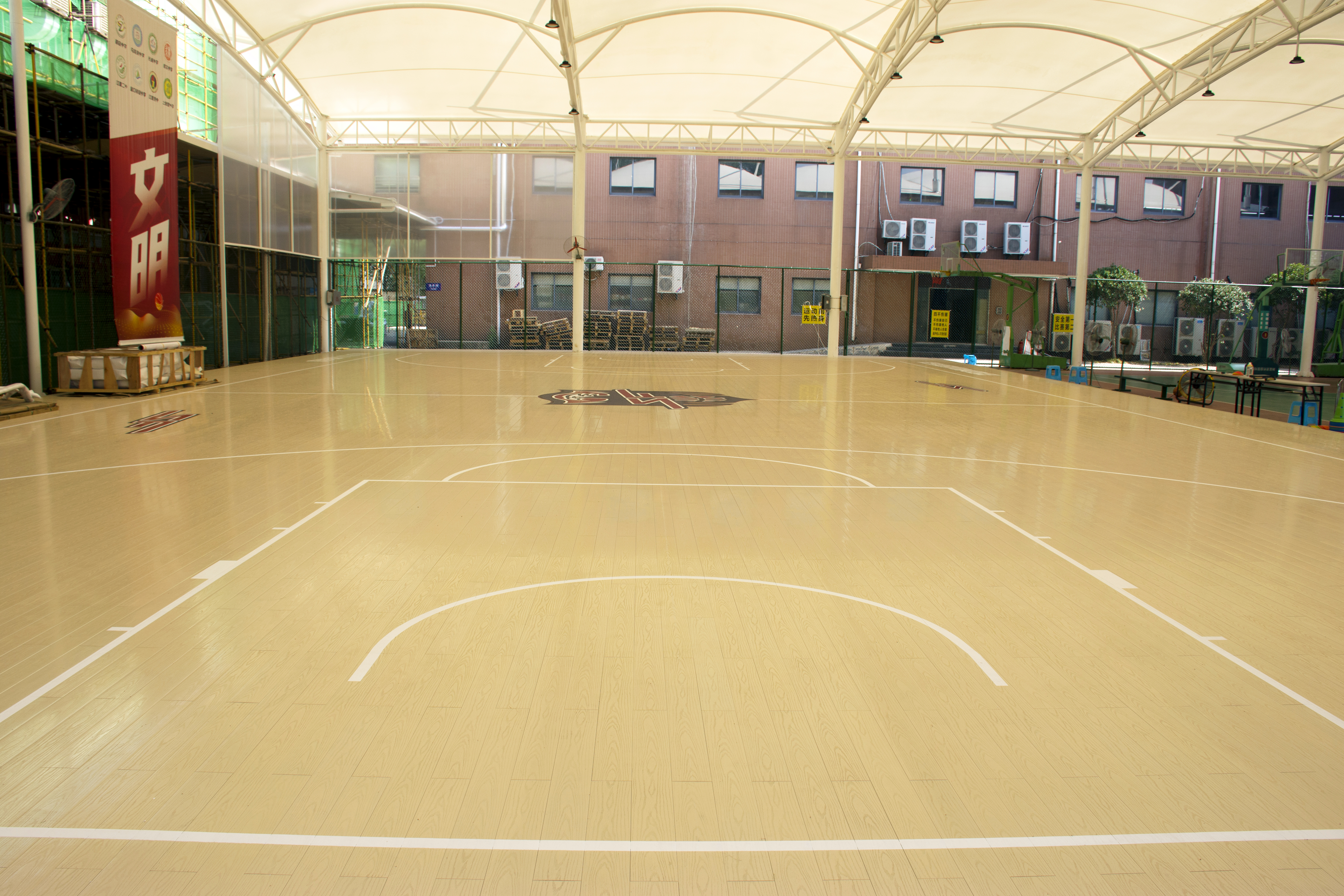 武漢盛帆俱樂部籃球訓(xùn)練場地