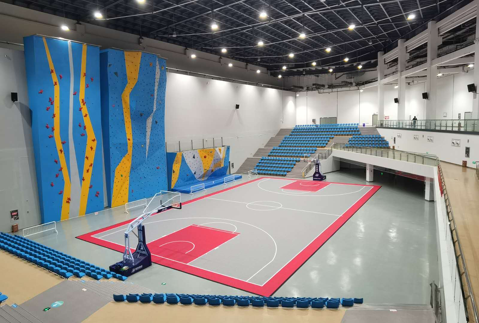 揚(yáng)州南部體育公園籃球場(chǎng)